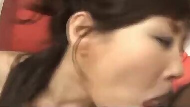 Ren Asano swallows phallus